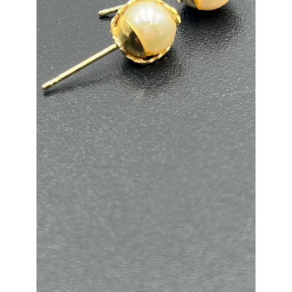 14K Yellow Gold Caged Wrapped 6mm Cream Prong Set Pearl Stud Earrings - Picture 8 of 10
